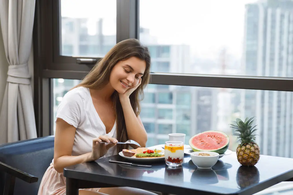 Start Eating Mindfully In 5 Easy Steps - Picture Panel 3 - Desktop
