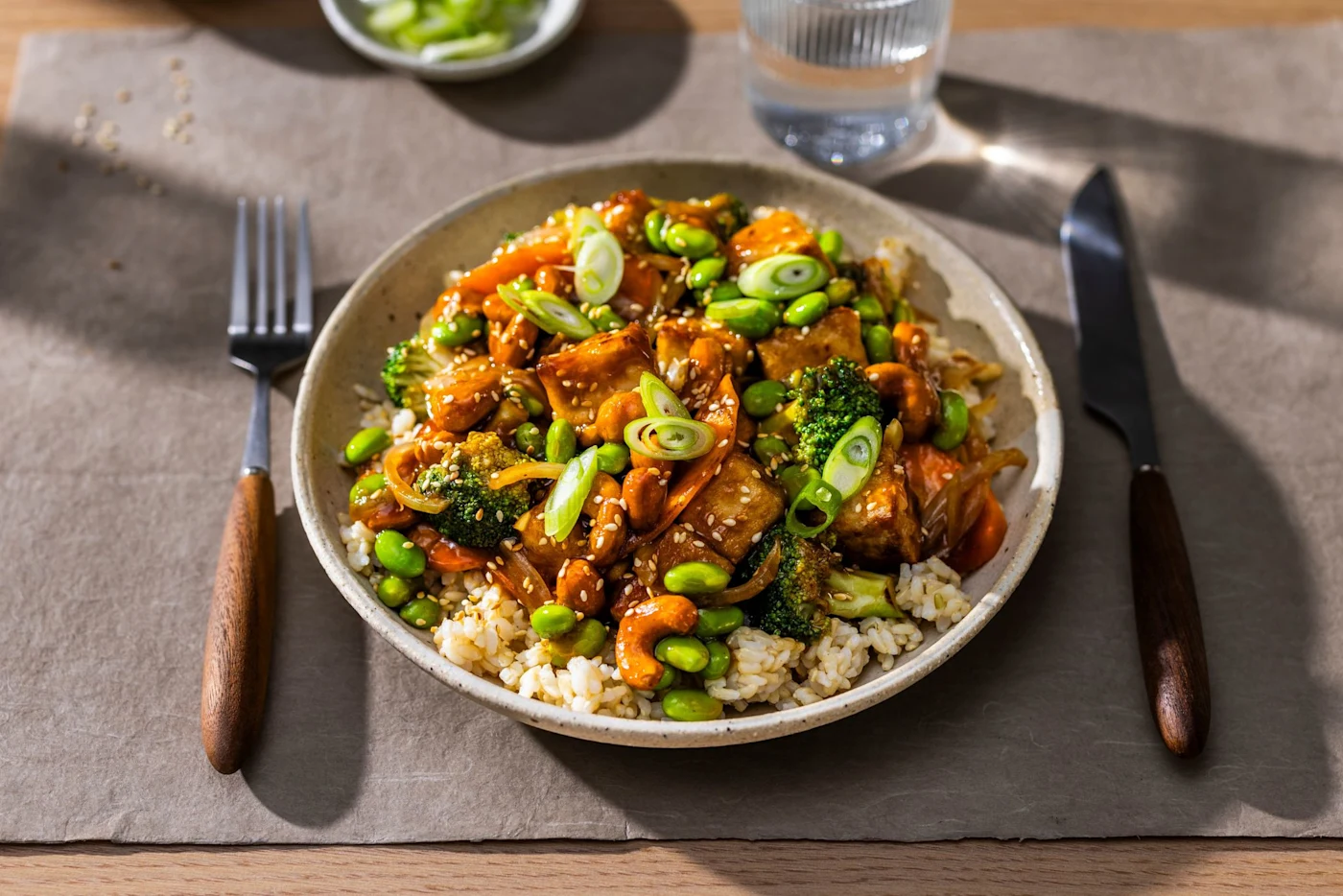 Cashew tofu bowl