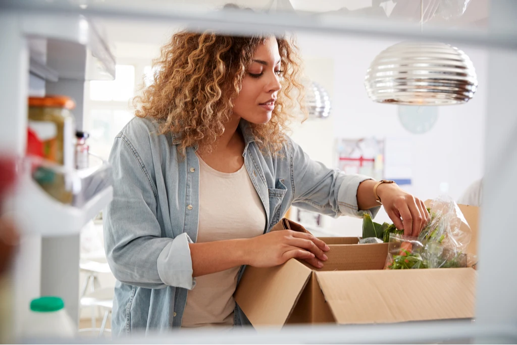 20 Hacks To Help You Save Money On Groceries - Picture Panel 3 - Desktop