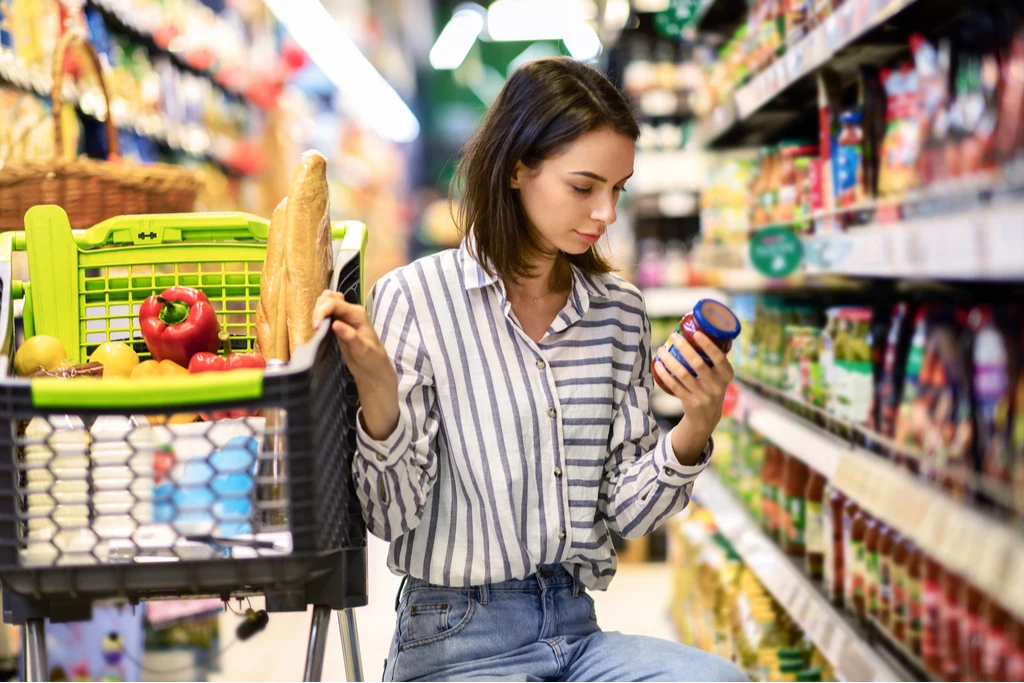 20 Hacks To Help You Save Money On Groceries - Picture Panel 2 - Desktop