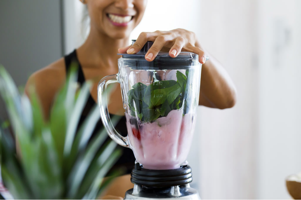 10 Healthy Smoothie Recipes - Hero image