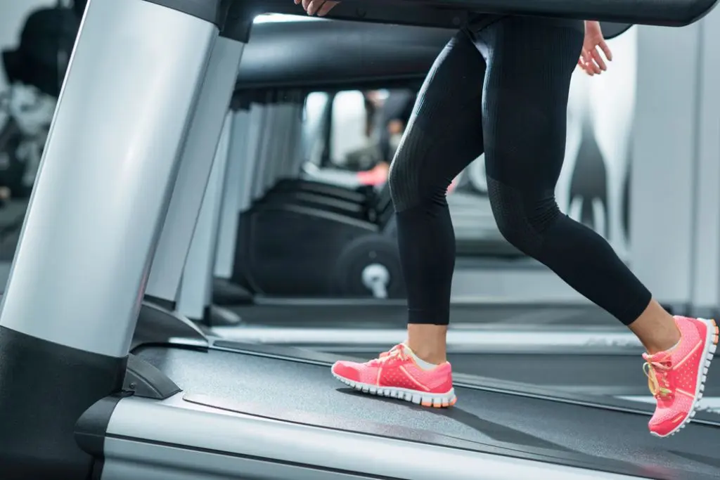 Incline Walking Vs Running: Which Is Better? - Picture Panel 3 - Desktop