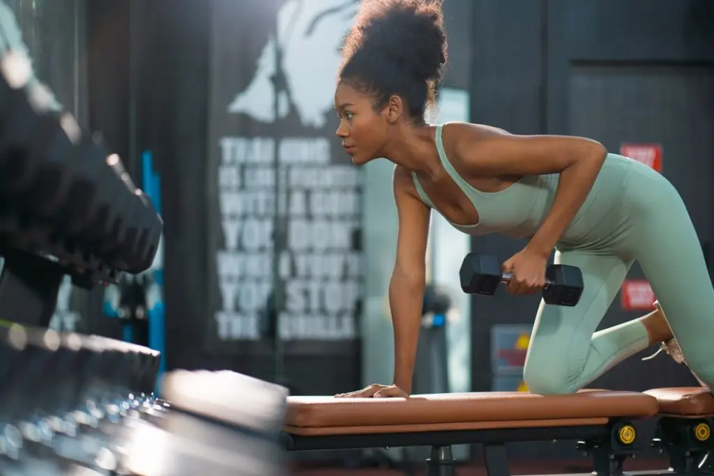 Dumbbells Vs Barbells: Which Is Better? - Picture Panel 2 - Desktop